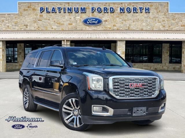 2018 GMC Yukon XL Denali — photo 1 of 26
