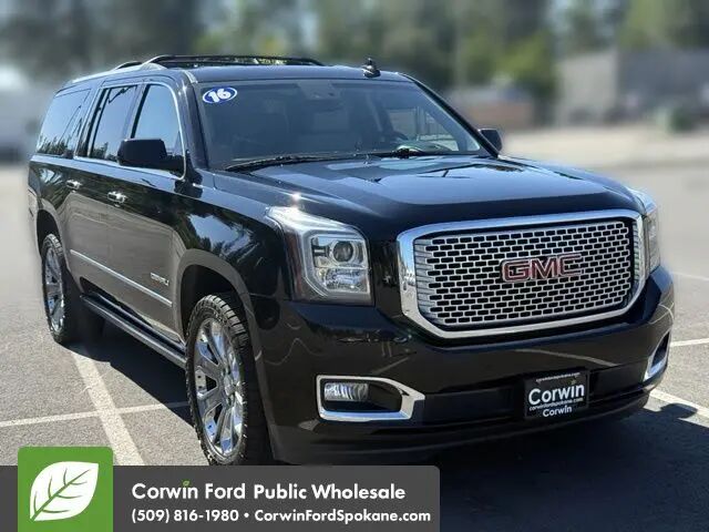 2016 GMC Yukon XL Denali — photo 1 of 26