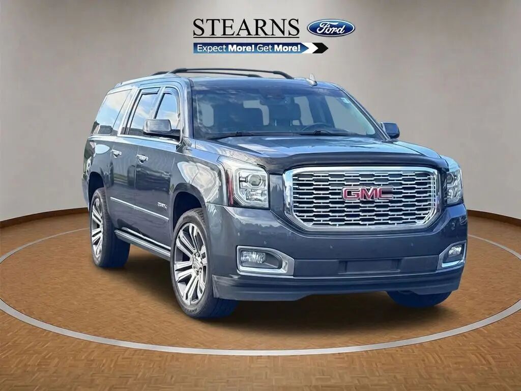 2019 GMC Yukon XL Denali — photo 1 of 13