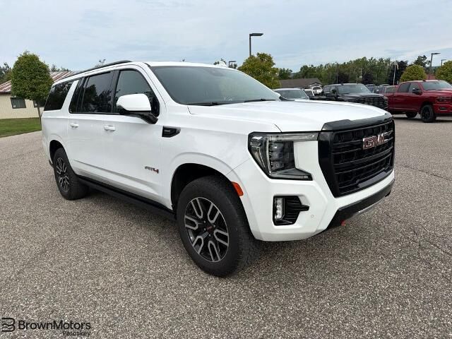 2023 GMC Yukon XL AT4