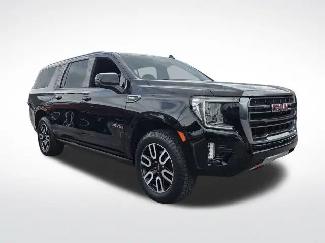 2022 GMC Yukon XL AT4