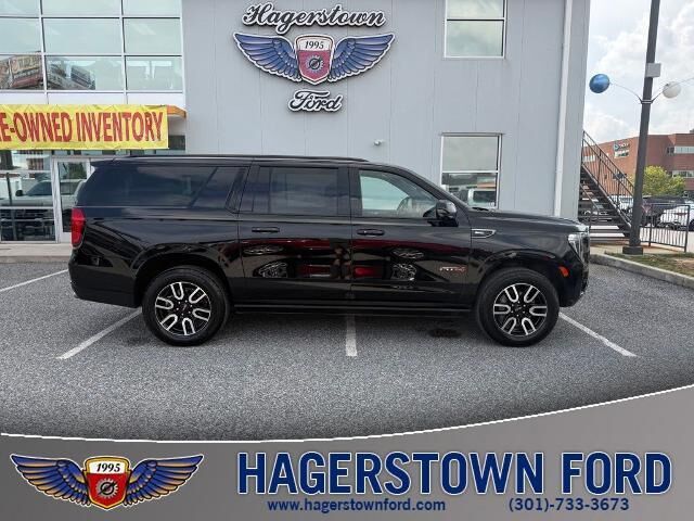 2024 GMC Yukon XL AT4 — photo 1 of 13