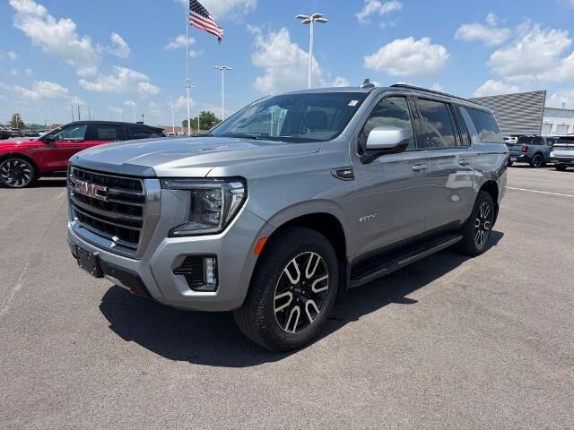 2023 GMC Yukon XL AT4 — photo 1 of 13