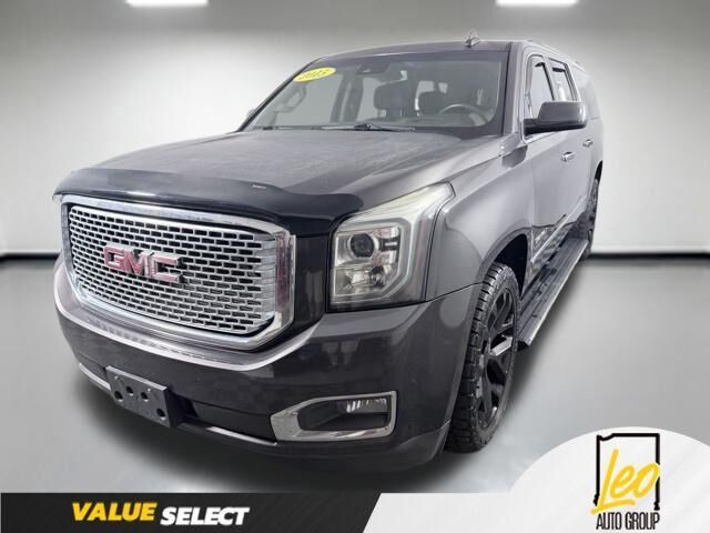 2015 GMC Yukon XL Denali — photo 1 of 13