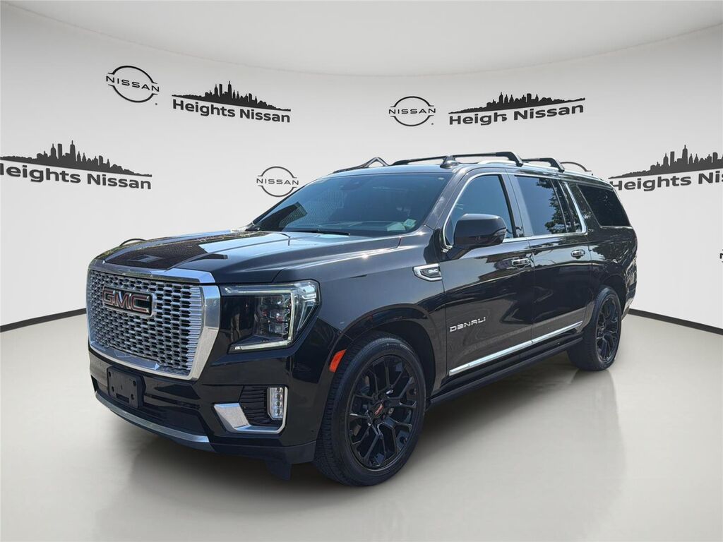 2023 GMC Yukon XL Denali — photo 1 of 28