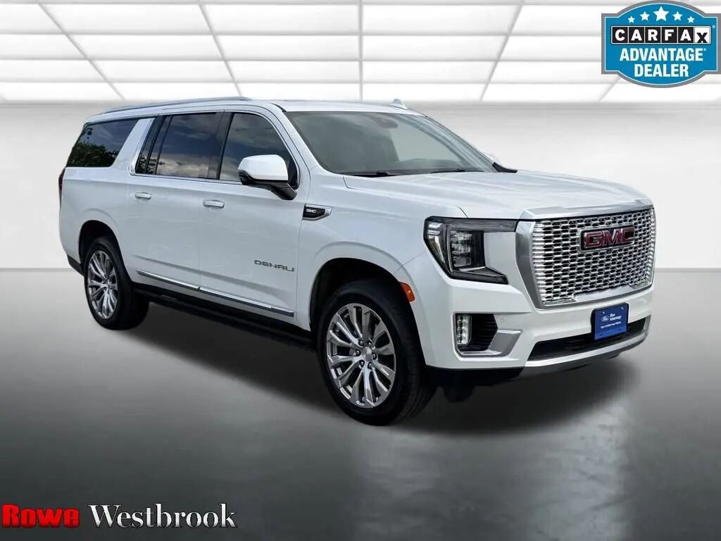 2023 GMC Yukon XL Denali — photo 1 of 12