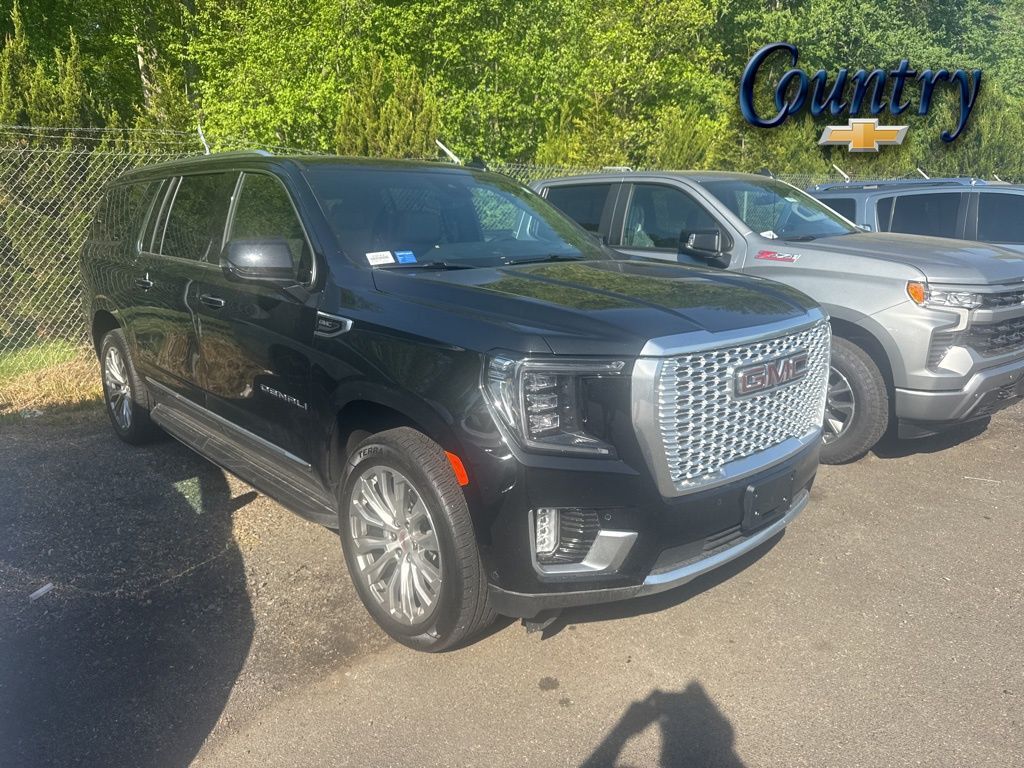 2024 GMC Yukon XL Denali — photo 1 of 13