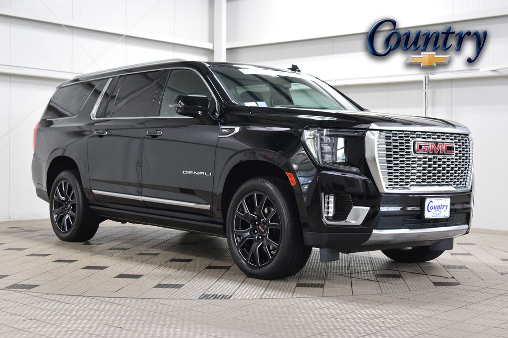 2024 GMC Yukon XL Denali — photo 1 of 11