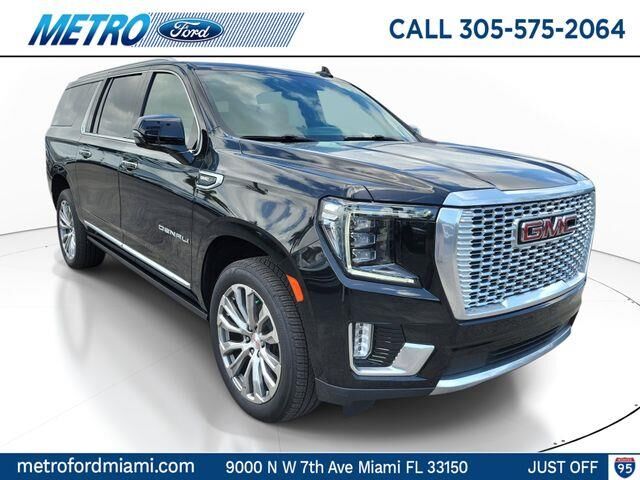 2022 GMC Yukon XL Denali — photo 1 of 26