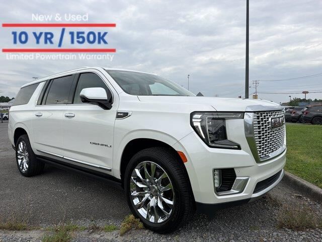 2021 GMC Yukon XL Denali — photo 1 of 26