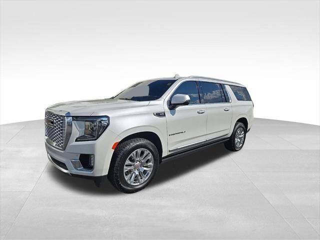 2023 GMC Yukon XL Denali — photo 1 of 13