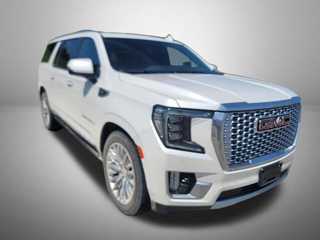 2023 GMC Yukon XL Denali — photo 1 of 20