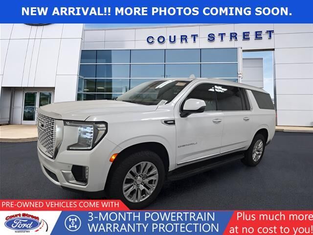 2024 GMC Yukon XL Denali — photo 1 of 16