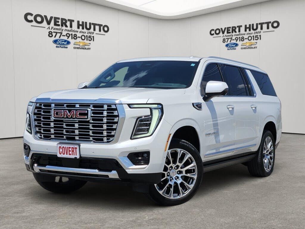 2025 GMC Yukon XL Denali — photo 1 of 15
