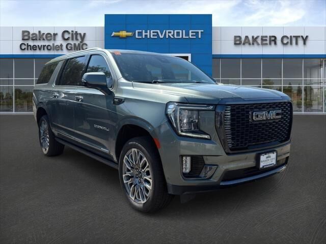 2023 GMC Yukon XL Denali Ultimate — photo 1 of 2