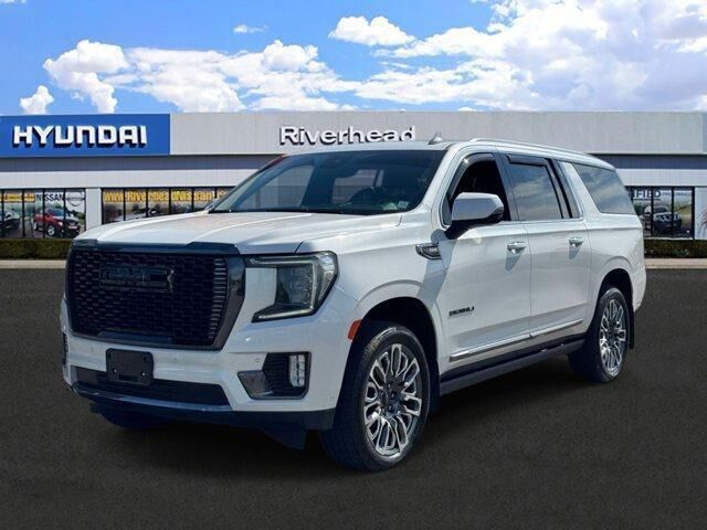 2023 GMC Yukon XL Denali Ultimate — photo 1 of 13