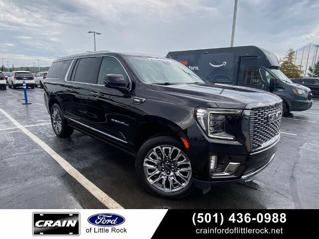 2024 GMC Yukon XL Denali Ultimate — photo 1 of 13