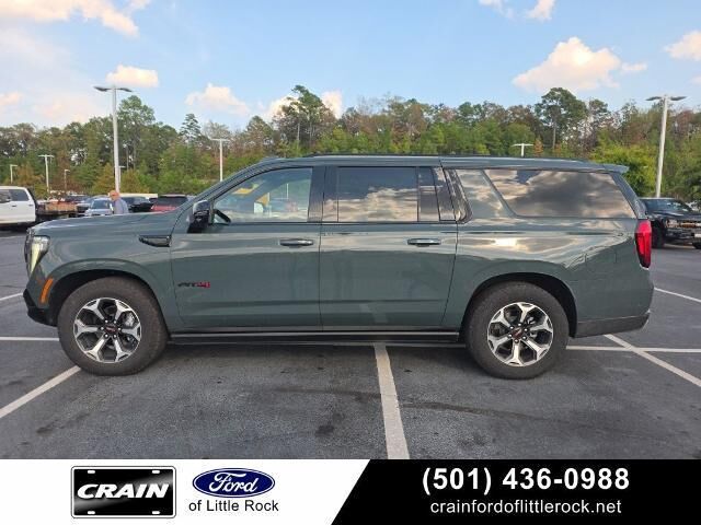 2026 GMC Yukon XL AT4 Ultimate — photo 1 of 13