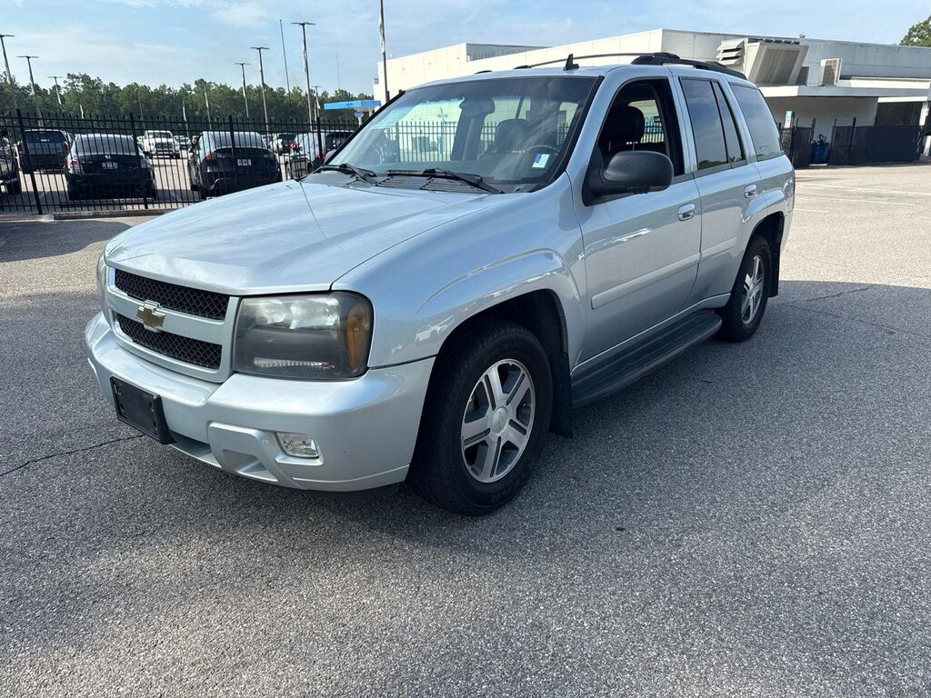 2007 Chevrolet TrailBlazer LT — photo 1 of 13