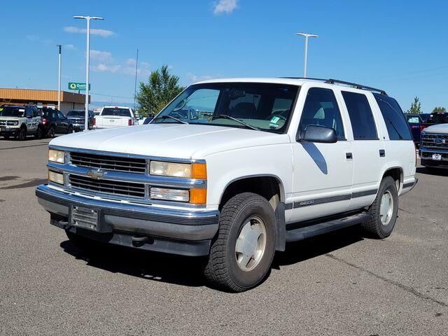 1996 Chevrolet Tahoe LT — photo 1 of 13