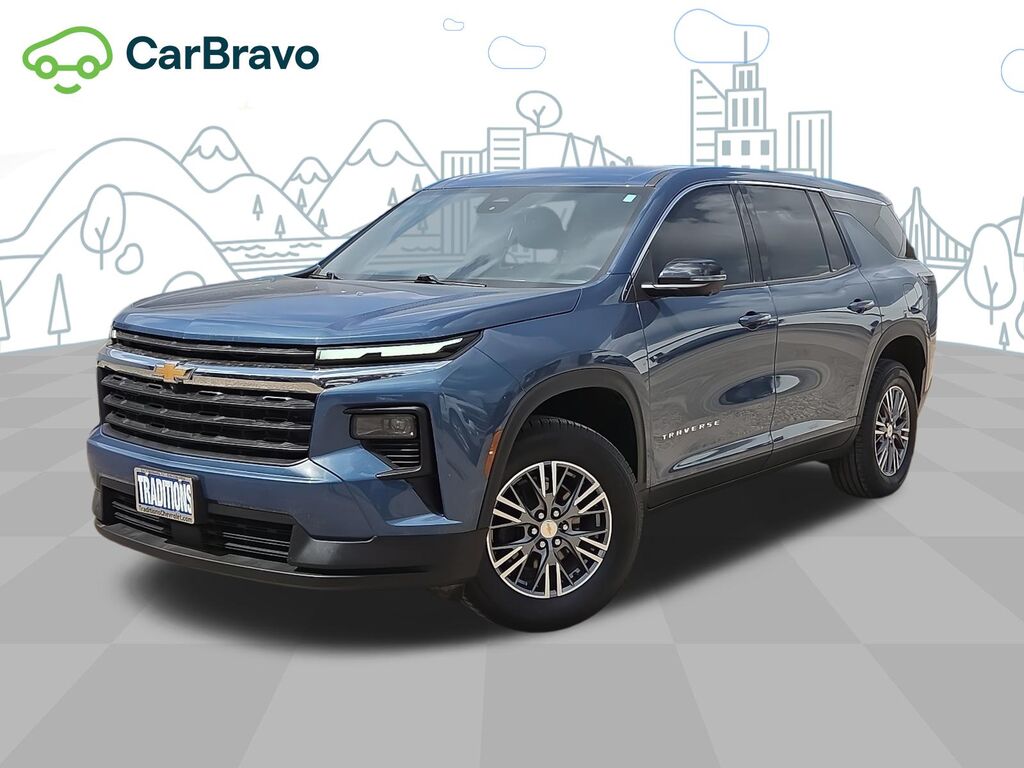 2024 Chevrolet Traverse LS — photo 1 of 6