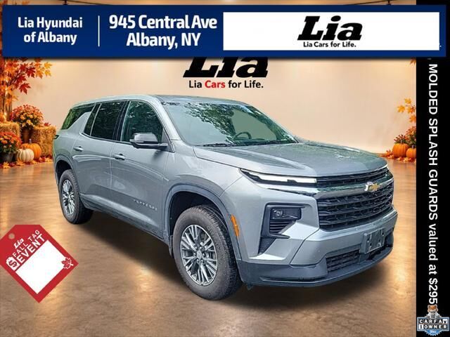 2024 Chevrolet Traverse LS
