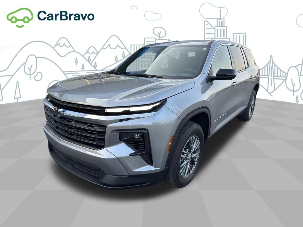 2024 Chevrolet Traverse LS — photo 1 of 6