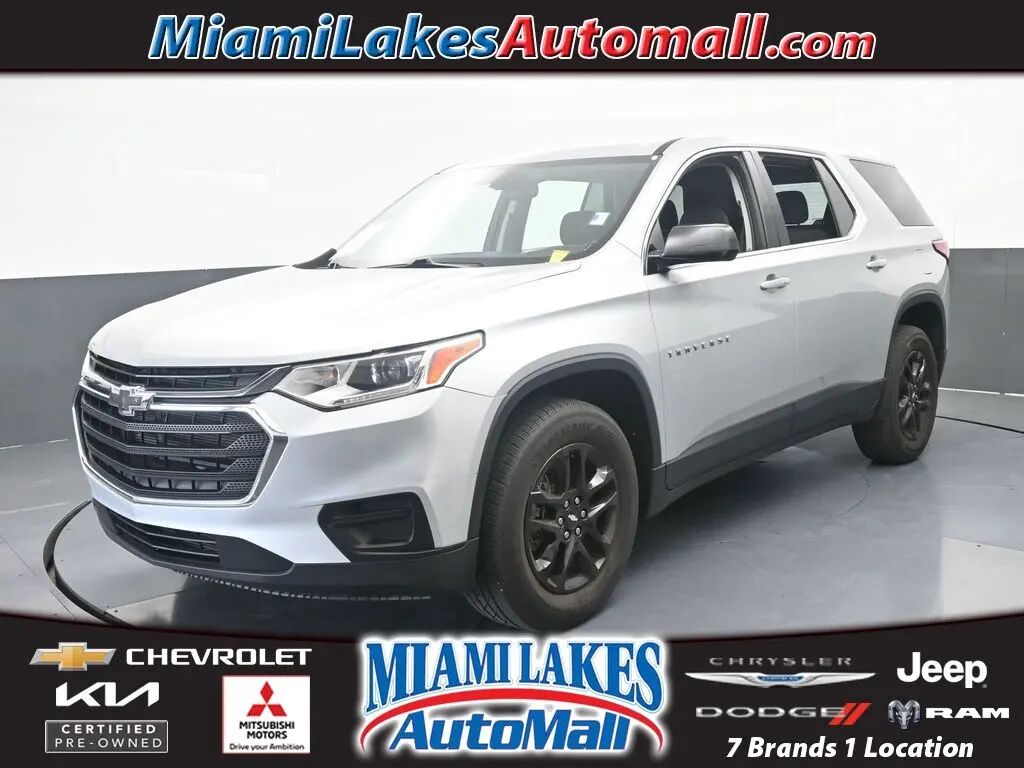 2020 Chevrolet Traverse LS — photo 1 of 13
