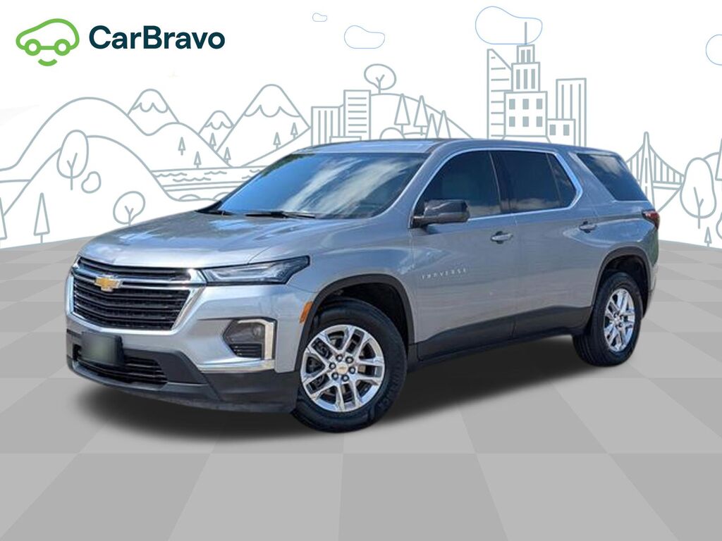 2023 Chevrolet Traverse LS — photo 1 of 6