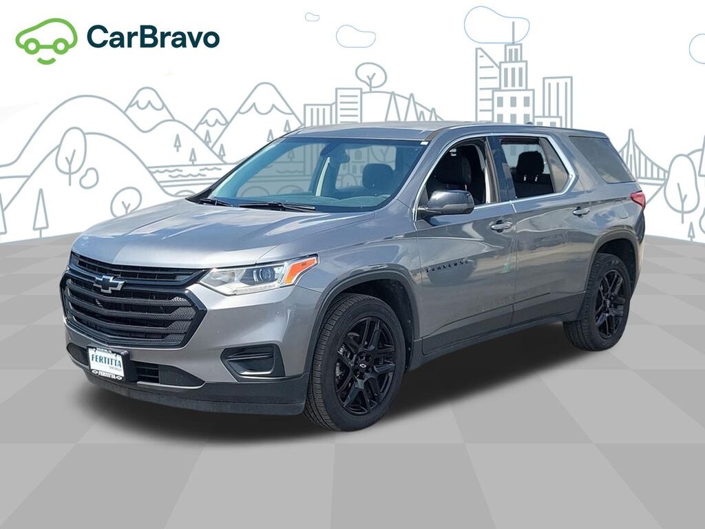 2021 Chevrolet Traverse LS — photo 1 of 6