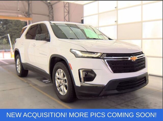 2023 Chevrolet Traverse LS — photo 1 of 1