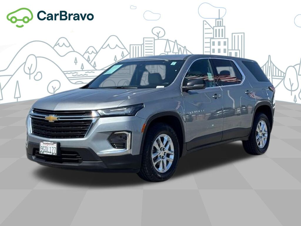 2023 Chevrolet Traverse LS — photo 1 of 6