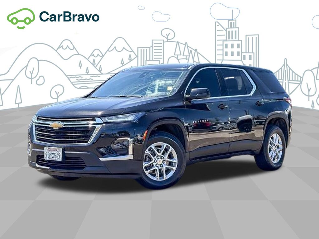 2023 Chevrolet Traverse LS — photo 1 of 6