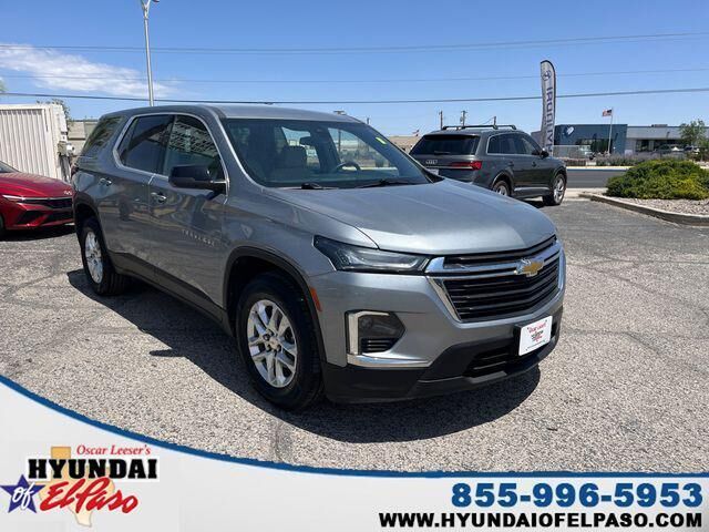 2023 Chevrolet Traverse LS — photo 1 of 26