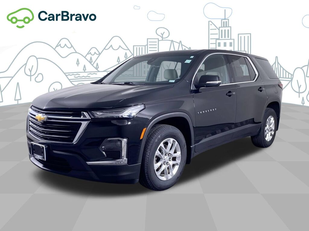 2023 Chevrolet Traverse LS — photo 1 of 6