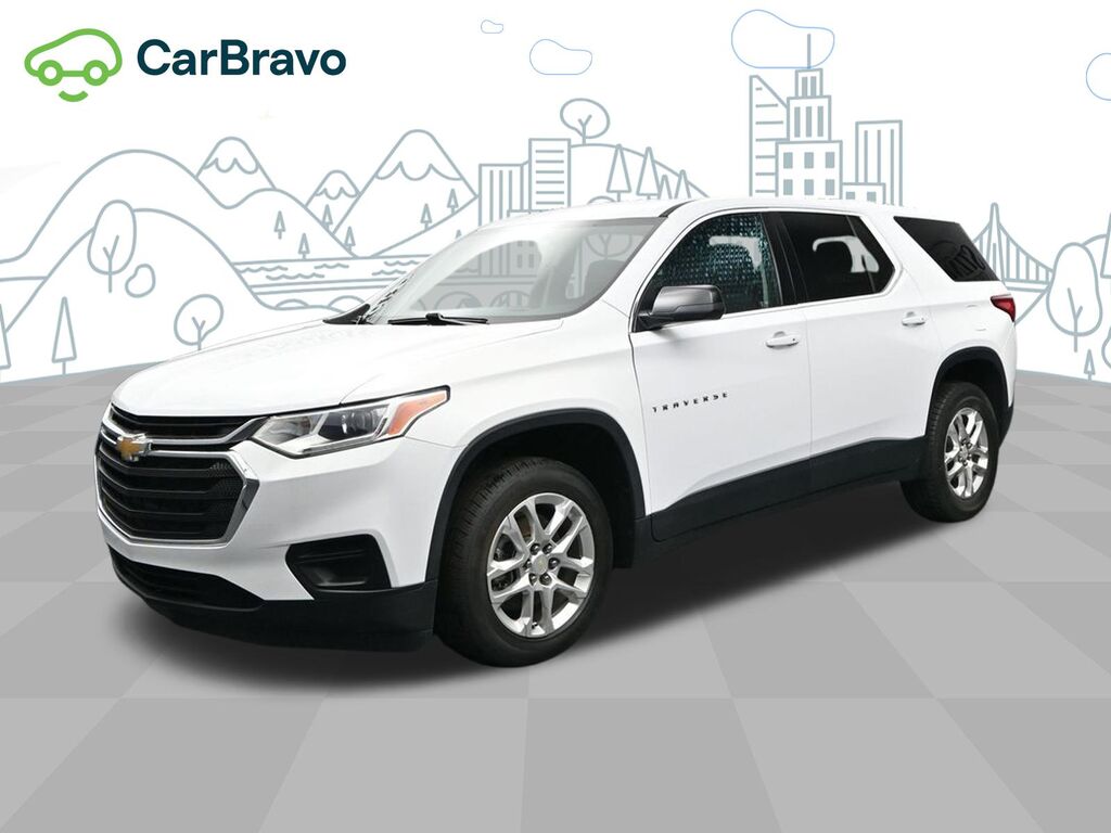 2021 Chevrolet Traverse LS — photo 1 of 6