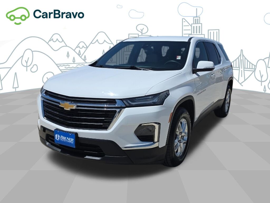 2023 Chevrolet Traverse LS — photo 1 of 7