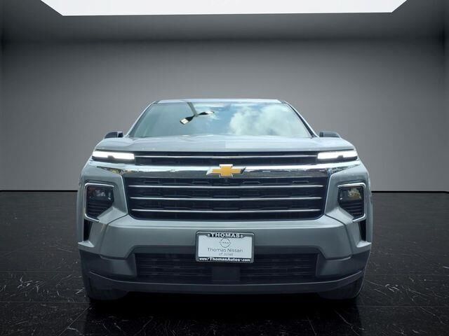 2026 Chevrolet Traverse LT — photo 1 of 12
