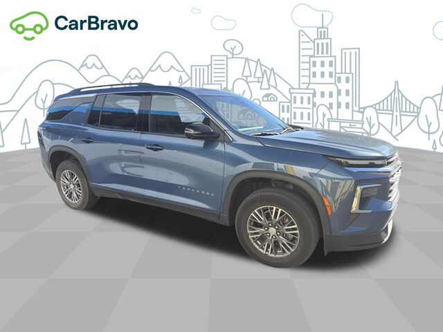 2024 Chevrolet Traverse LT