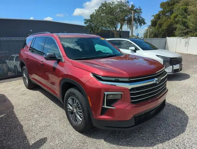 2024 Chevrolet Traverse LT