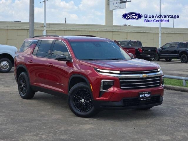 2026 Chevrolet Traverse LT — photo 1 of 39