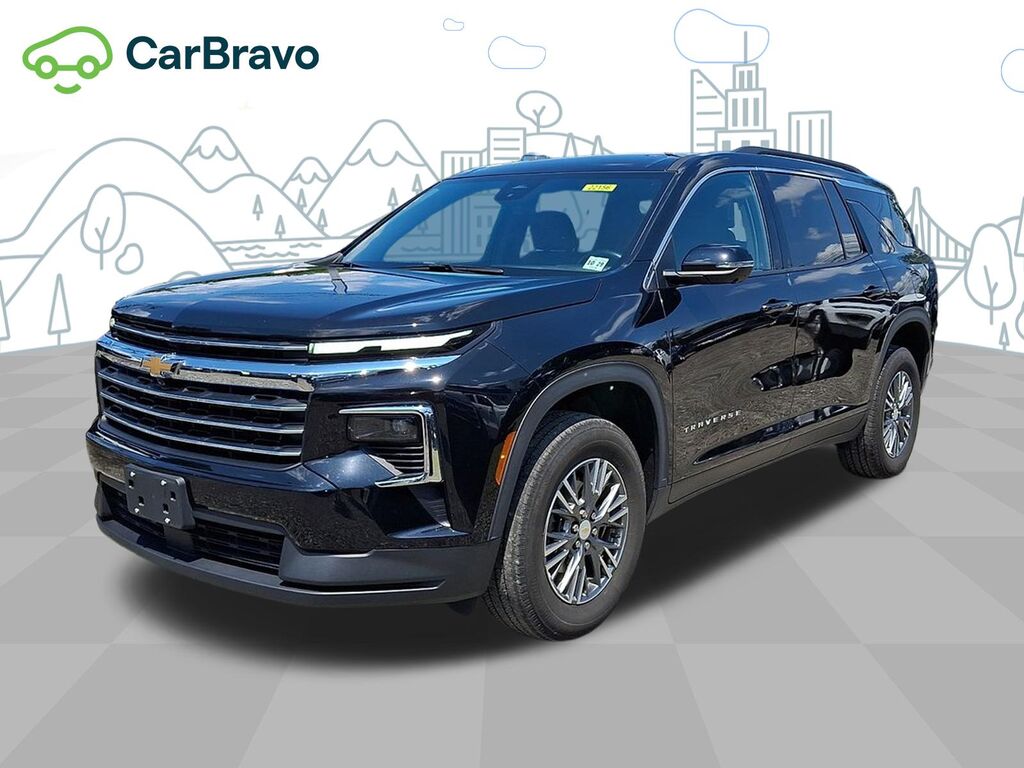 2024 Chevrolet Traverse LT — photo 1 of 6