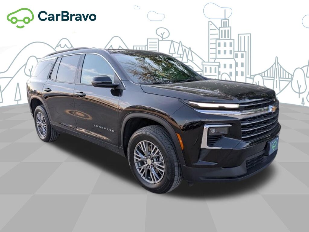 2026 Chevrolet Traverse LT — photo 1 of 7