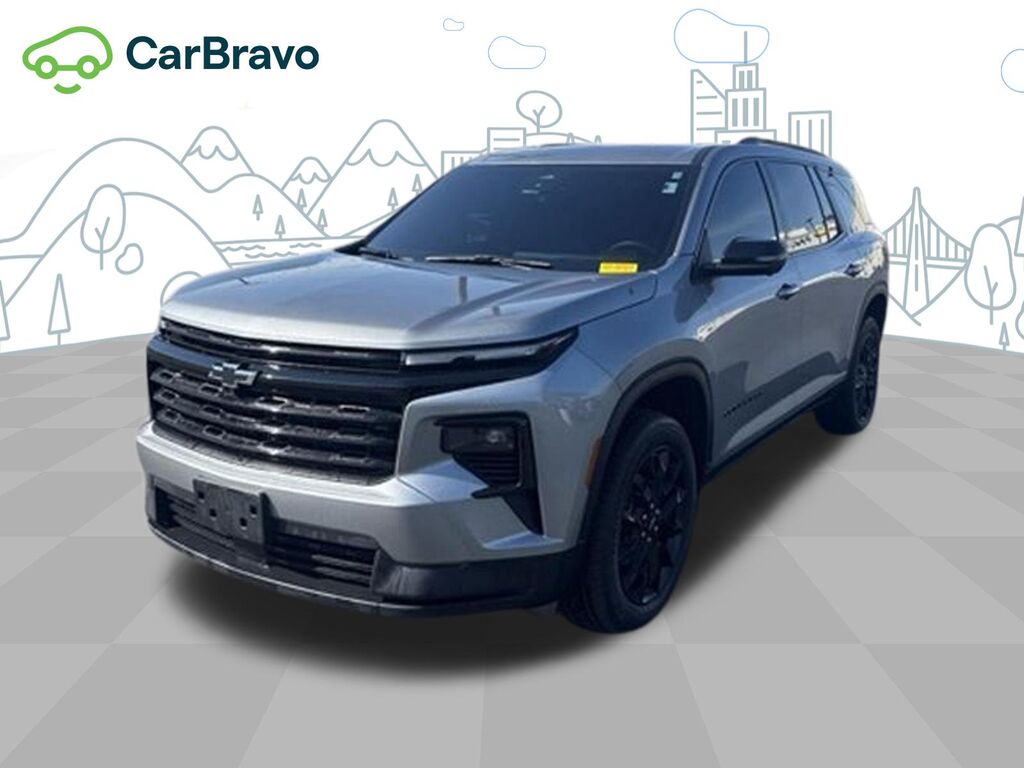 2024 Chevrolet Traverse LT — photo 1 of 7