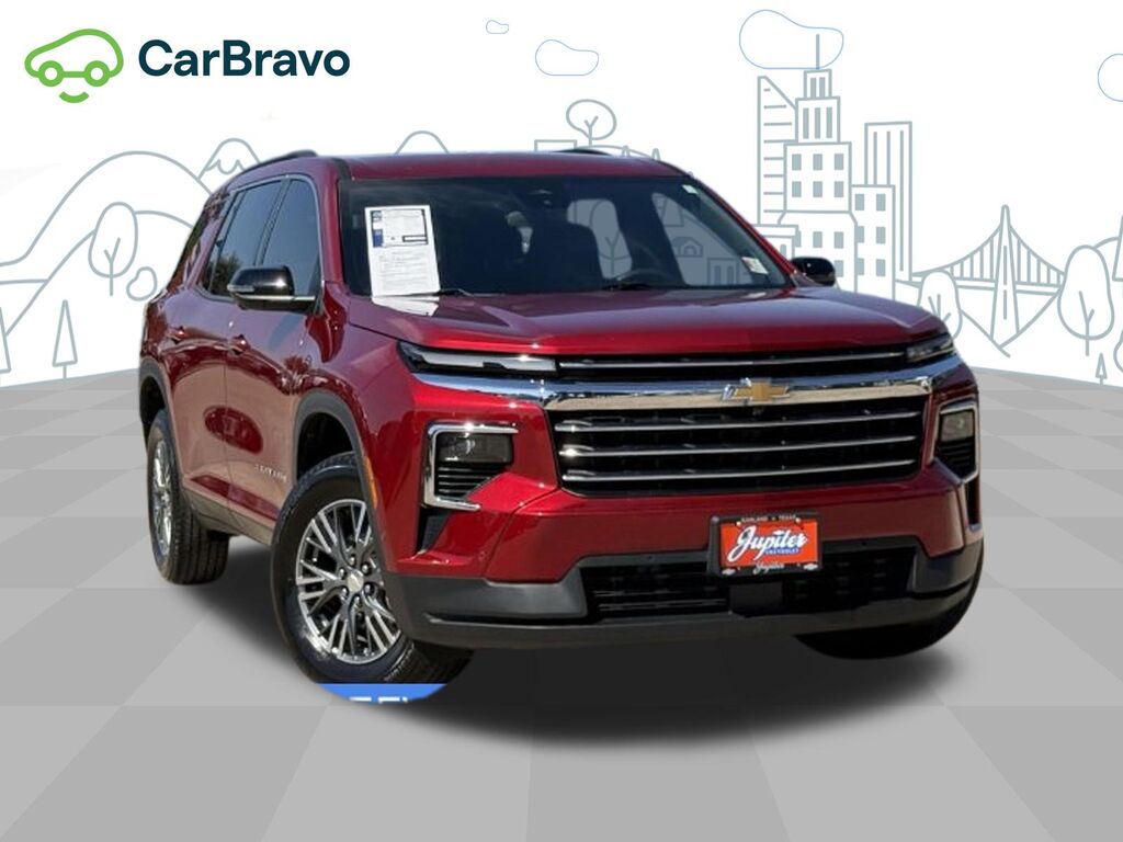 2024 Chevrolet Traverse LT — photo 1 of 7