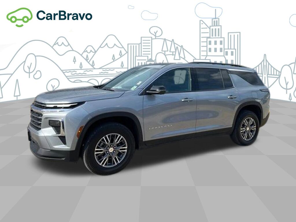 2024 Chevrolet Traverse LT — photo 1 of 6