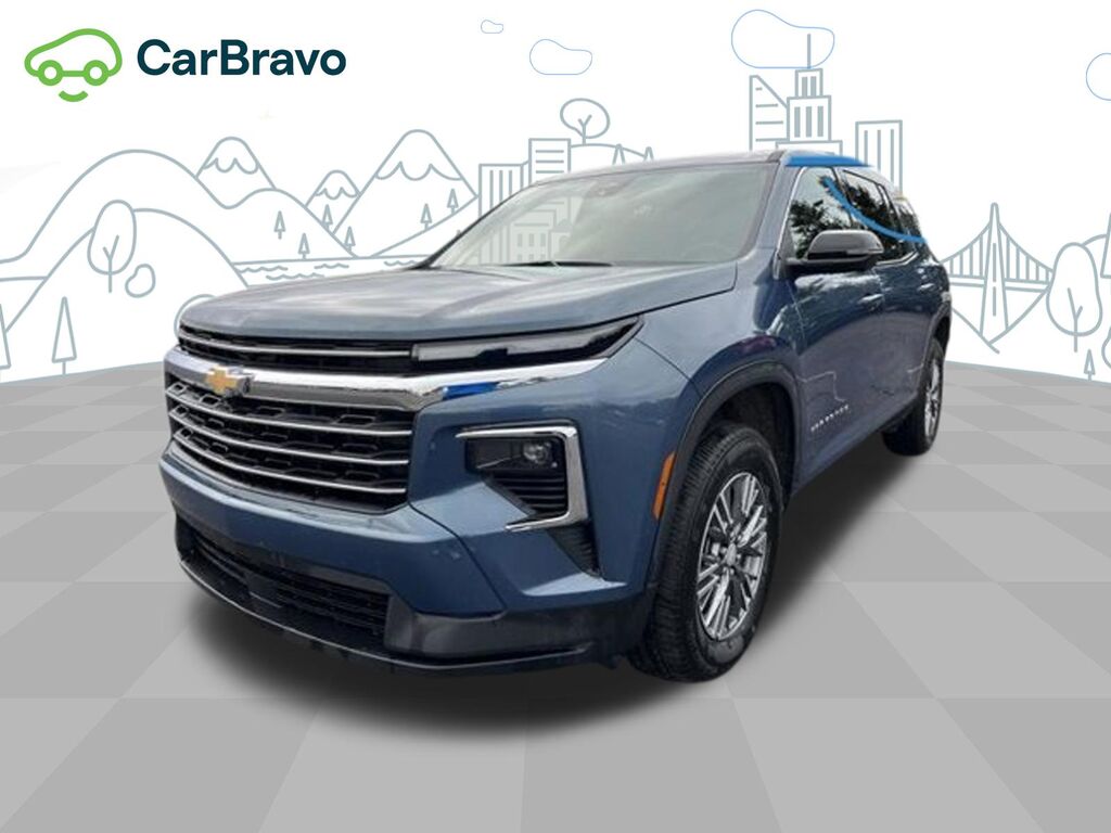 2024 Chevrolet Traverse LT — photo 1 of 7