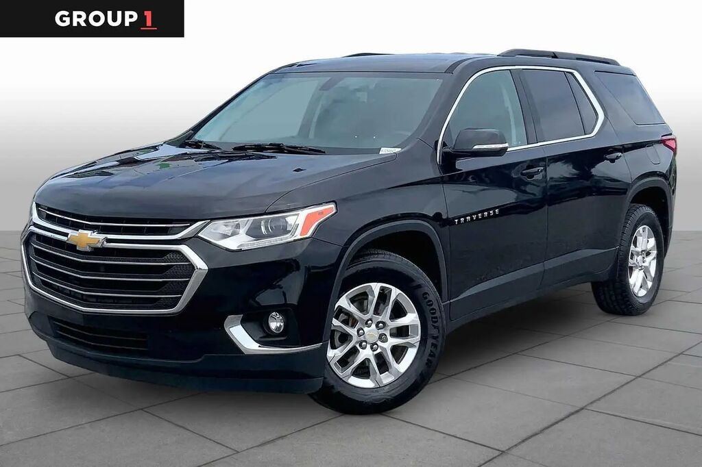 2019 Chevrolet Traverse LT Cloth — photo 1 of 13
