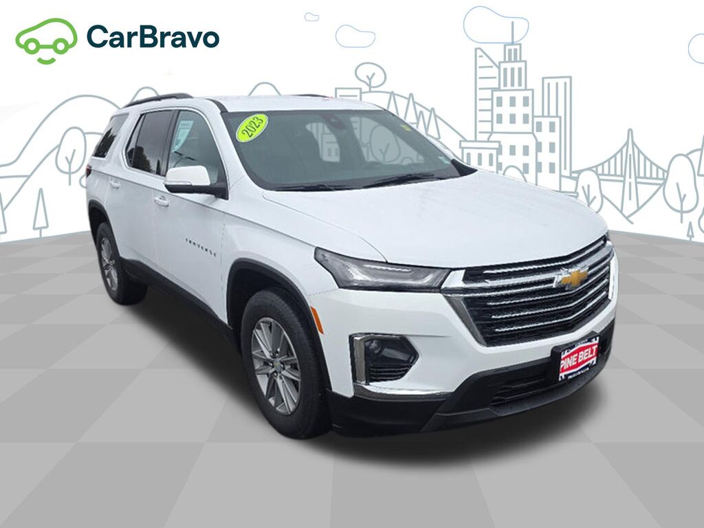 2023 Chevrolet Traverse LT Cloth — photo 1 of 7