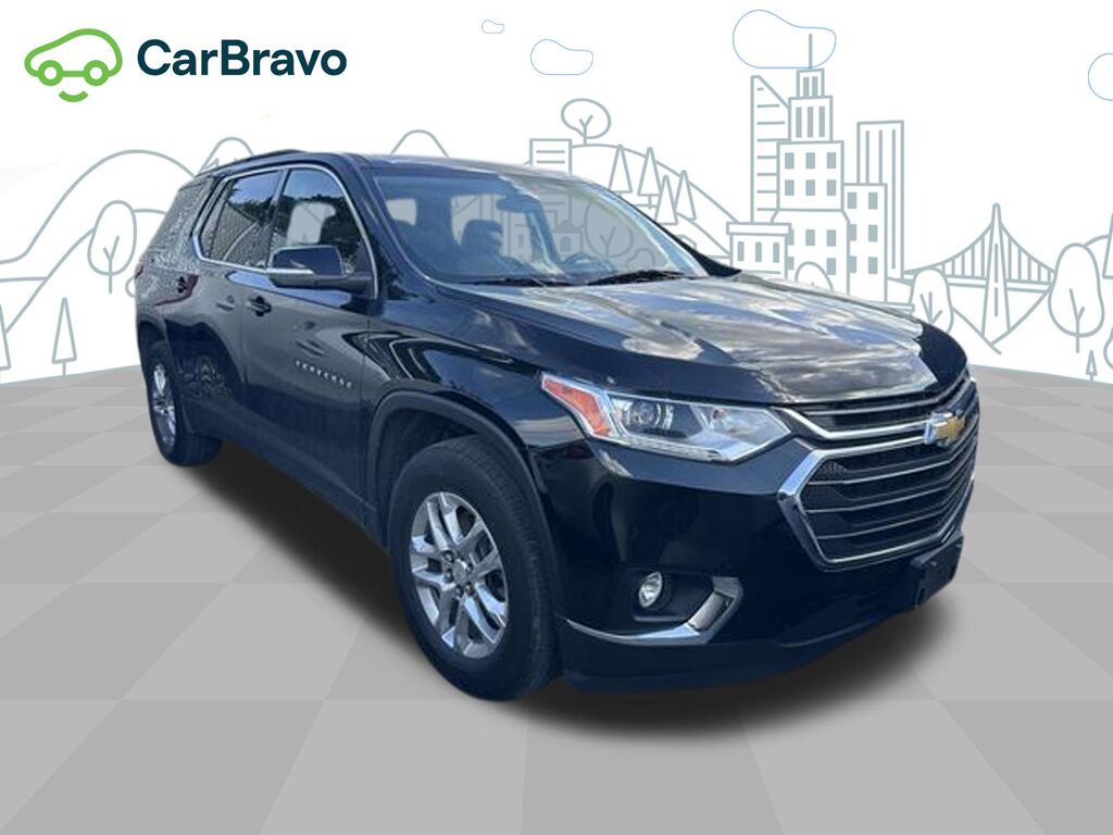 2021 Chevrolet Traverse LT Cloth — photo 1 of 6